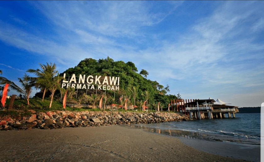 Pantai Cenang Langkawi